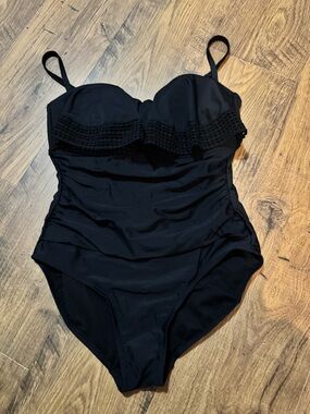 Kona Sol Black One-Piece Swimwear